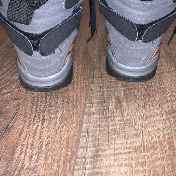 Retro Jordan 8 - Picture 4 of 4